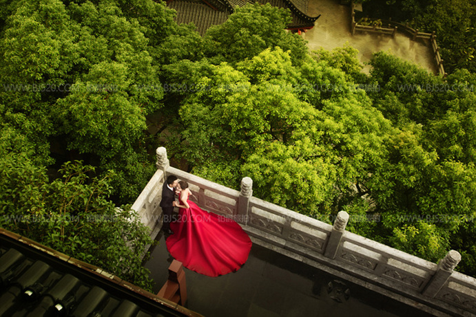 10大婚纱摄影姿势