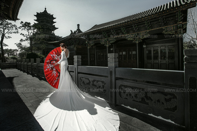 如何打造完美的室内婚纱照