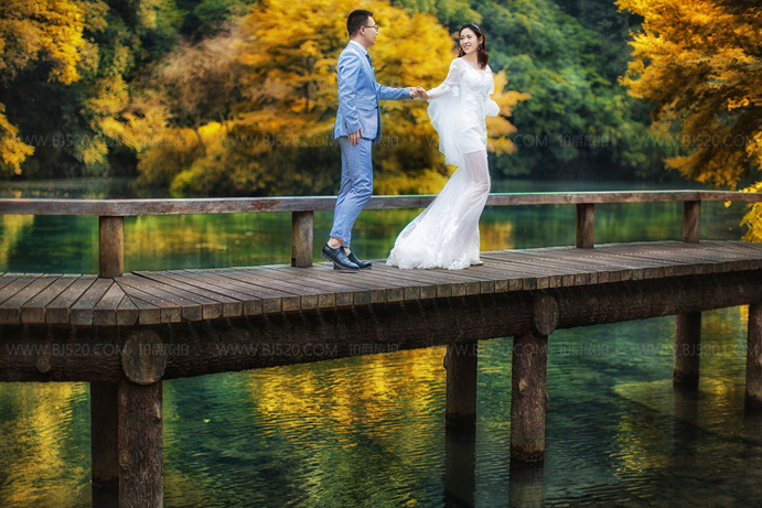 杭州婚纱摄影攻略 新郎西装的选择技巧介绍