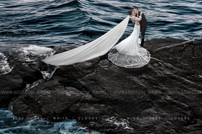 海边旅游拍婚纱照选什么道具 厦门婚纱摄影攻略介绍