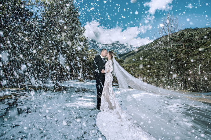 冬季拍婚纱照要注意什么 冬季婚纱摄影要知道哪些事情