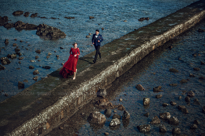 海边拍婚纱照要带什么 海边婚纱摄影备好哪些
