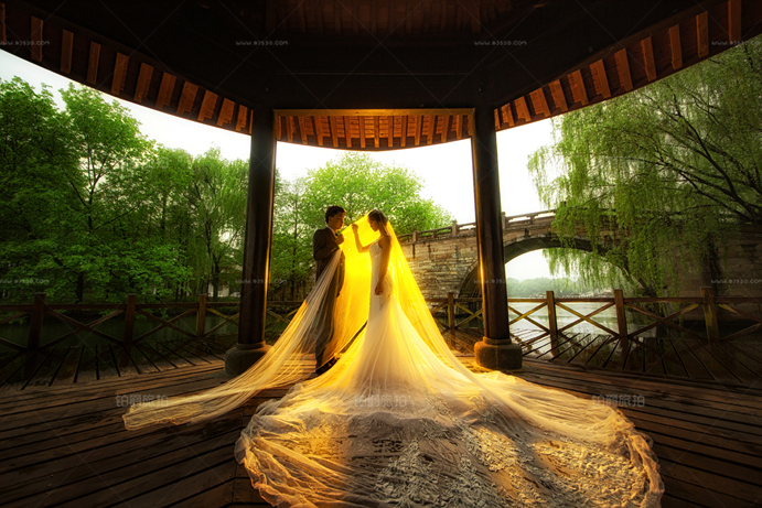 十月份想去杭州拍婚纱照 怎么看哪家婚纱摄影好