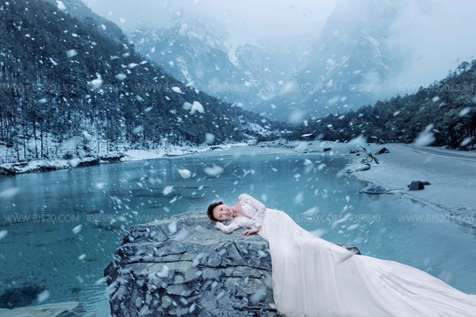 雪景婚纱照拍摄地点有哪些？新疆喀纳斯禾木美腻了