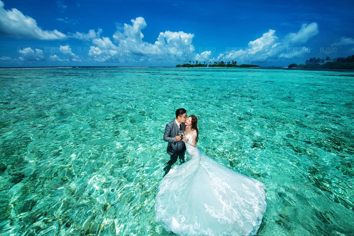 马尔代夫婚纱照价格是怎样的？婚纱摄影的模式有哪些