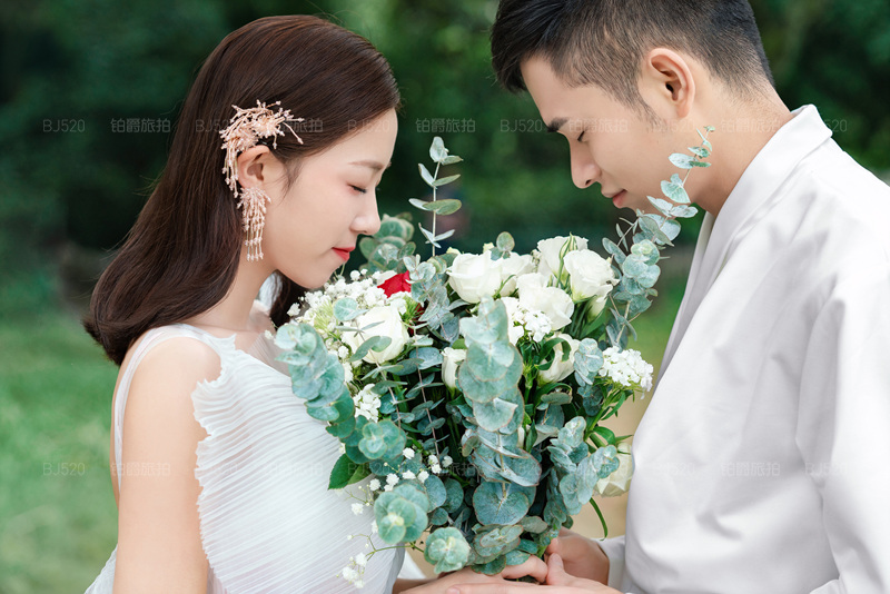 杭州旅拍婚纱照的浪漫回忆