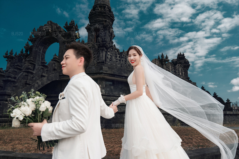 巴厘岛旅拍婚纱照 一场浪漫的蜜月之旅