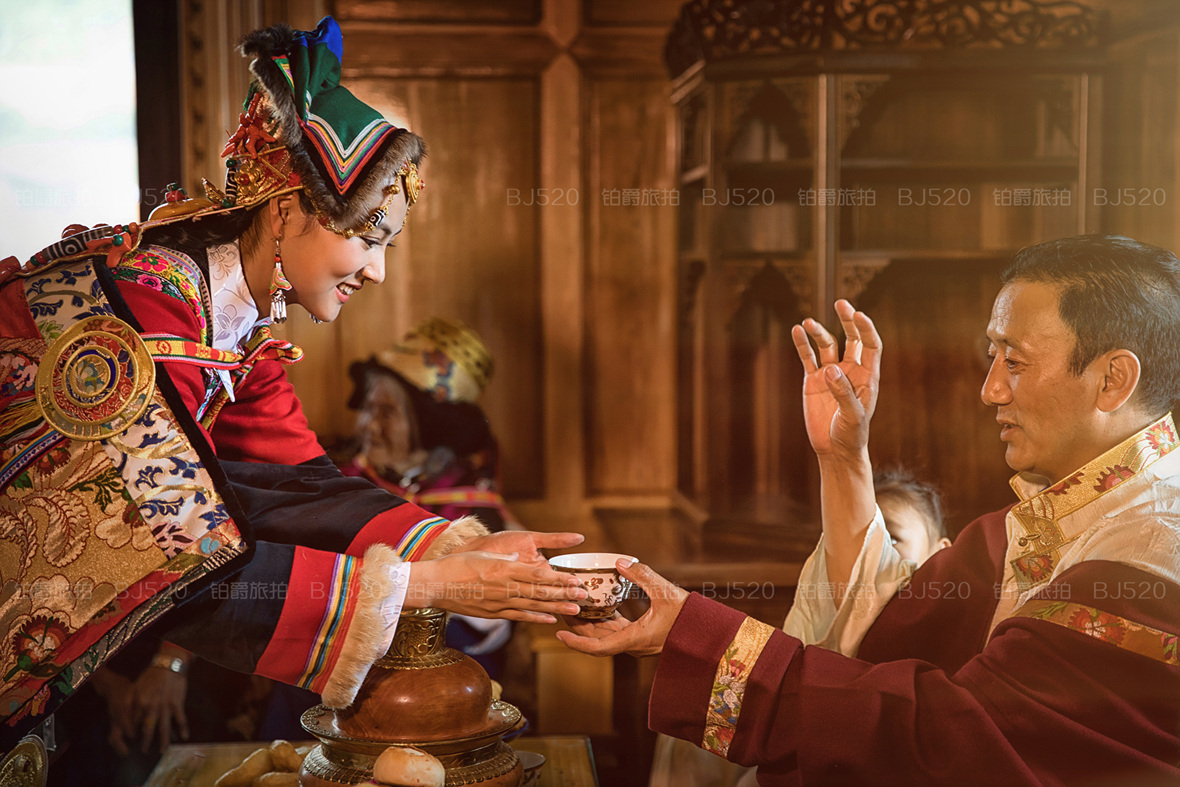 西藏婚纱照景点推荐 拍摄专属于你的唯美婚纱照