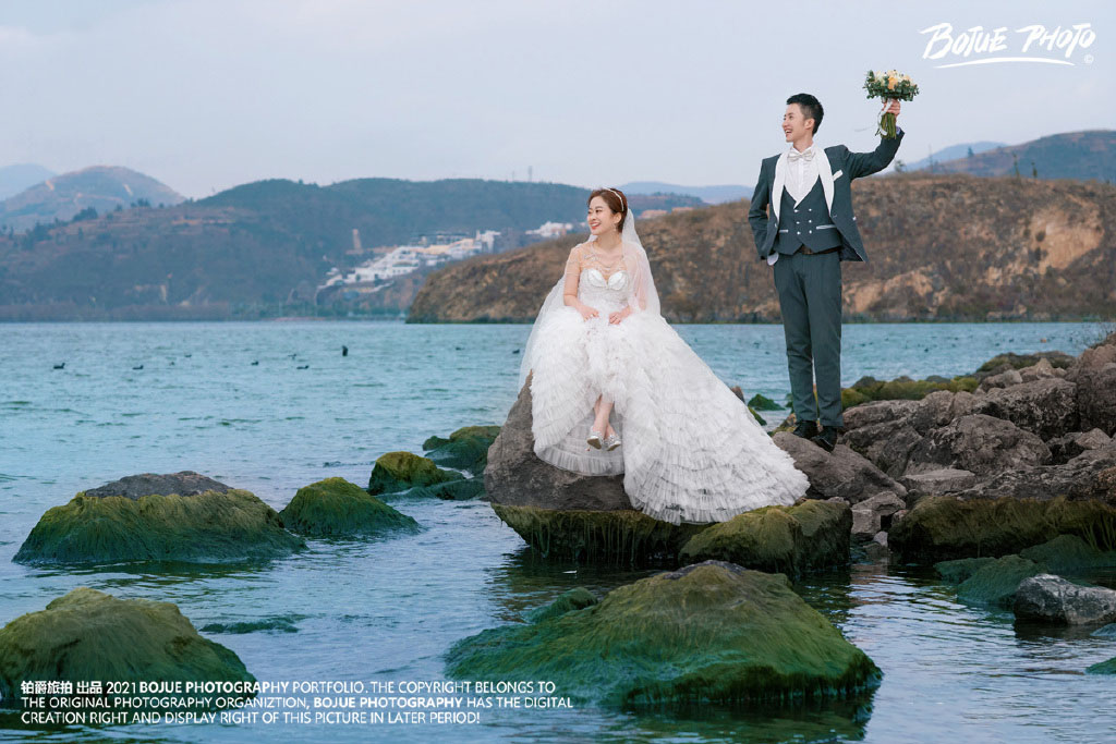 铂爵旅拍婚纱照 在大理的完美婚纱摄影之旅