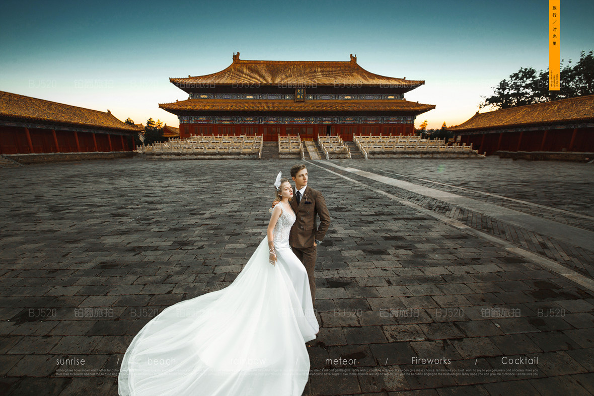 北京八达岭长城拍摄婚纱照价格一般多少