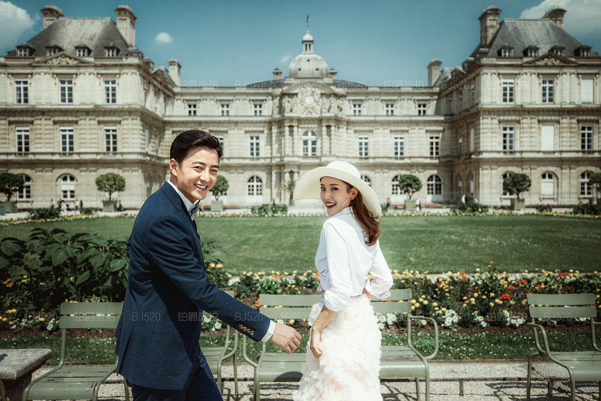 巴黎拍婚纱照大概需要多少钱?分享巴黎卢浮宫拍婚纱照攻略